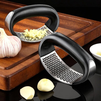 garlic press